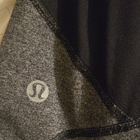 Lululemon Athletica Gray and Black Leggings - Picture 2 of 5